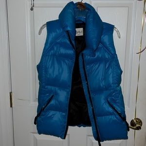 COPY - Blue winter puffer vest, size medium